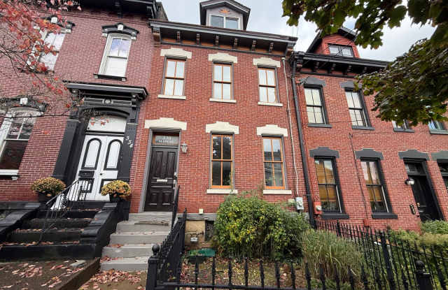 Beautiful Home - Lawrenceville Gallery 1
