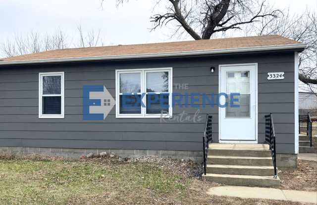 3 Bedroom 1 Bathroom Single Family Home For Rent! Gallery 1