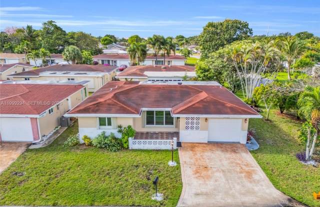 1280 NW 49th St photos photos