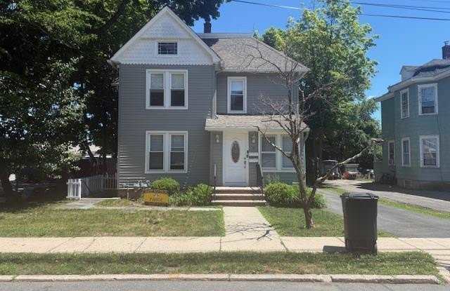 20 Maple Street photos photos
