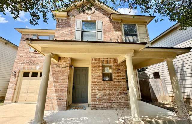 *MOVE IN SPECIAL* Charming 3-Bedroom Home within Walking Distance to UTSA photos photos