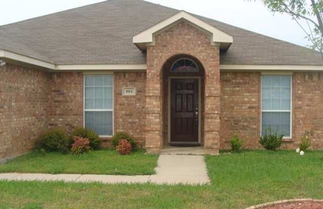904 Joshua Drive - 904 Joshua Drive, Burleson, TX 76028