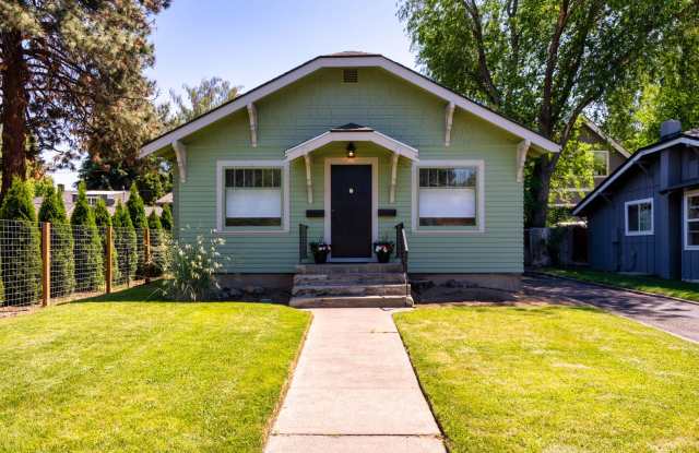 Charming remodeled craftsman blocks away from Drake Park photos photos