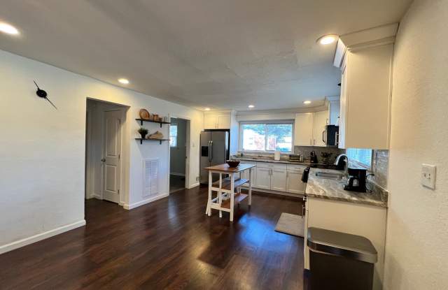 Beautiful one story home in Norfolk photos photos