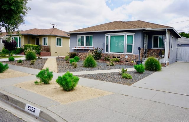 5028 Bellflower Boulevard - 5028 N Bellflower Blvd, Lakewood, CA 90713