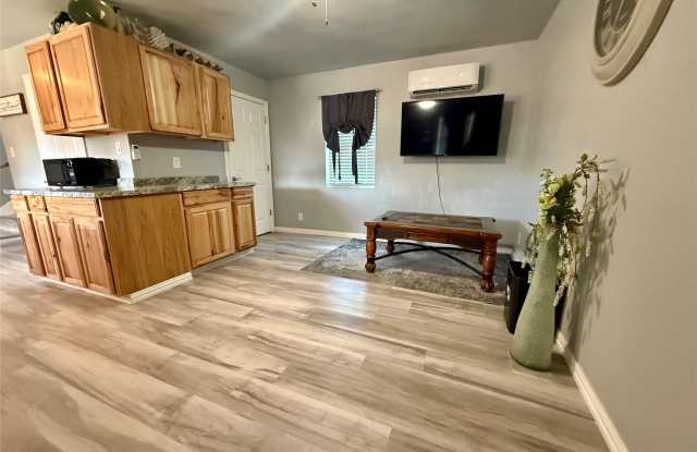 824 S Blue Quail Court Gallery 4