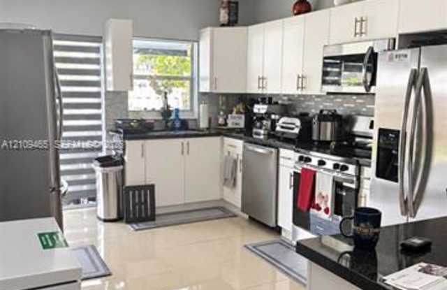 19324 SW 120th Ave # 0, Miami, FL 33177 Gallery 1
