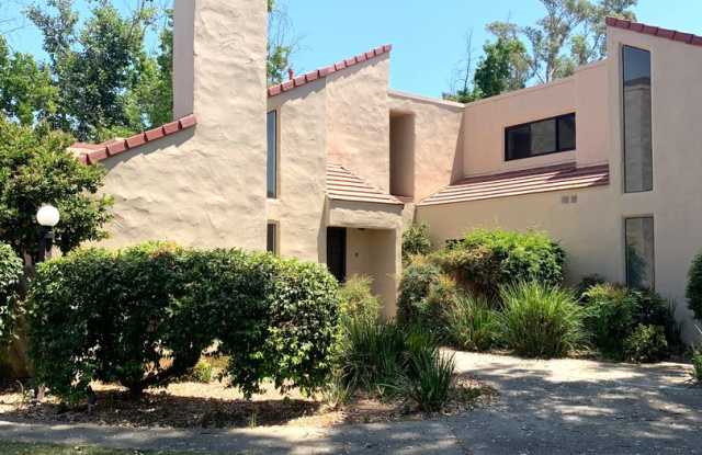 Ojai's Creekside Village Condo! photos photos
