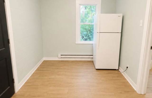 Beautifully Updated 1 Bedroom Home – Pet Friendly – $950/Month Gallery 4