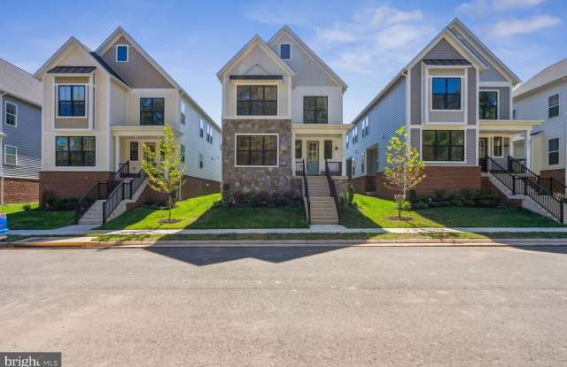 23115 GLENWOOD HEIGHTS Circle photos photos