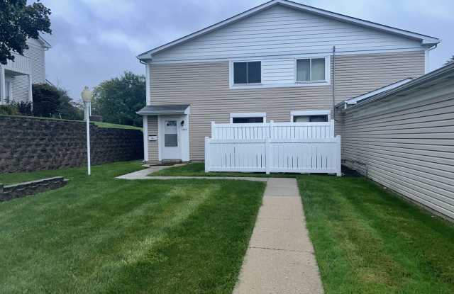 1505 Cornell Court Gallery 1