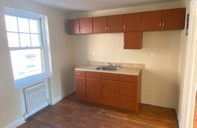 2661 South St SE, Unit J Gallery 2