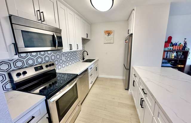Beautiful condo in resort community Gallery 3