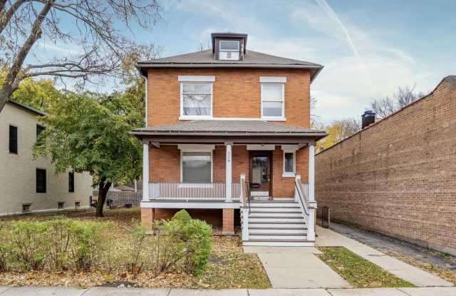 319 Chicago Avenue photos photos