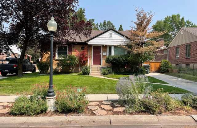 STUNNING 4 bd. 2 bath Executive Sunnyside Bungalow! photos photos STUNNING 4 bd. 2 bath Executive Sunnyside Bungalow! photos photos