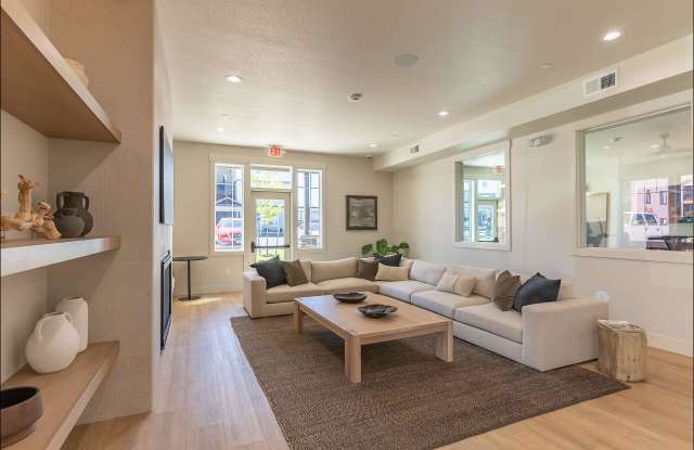 Cascade Place Apartment Homes Gallery 2