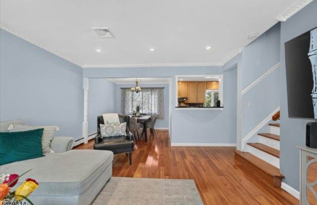 26 Cedar Dr Gallery 3