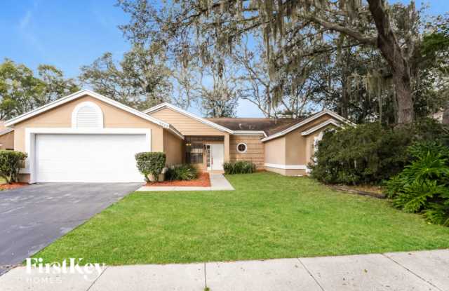 1247 Lacey Oak Drive - 1247 Lacey Oak Drive, Apopka, FL 32703