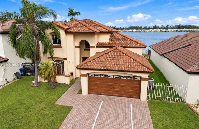 762 NW 123rd Ct Gallery 1