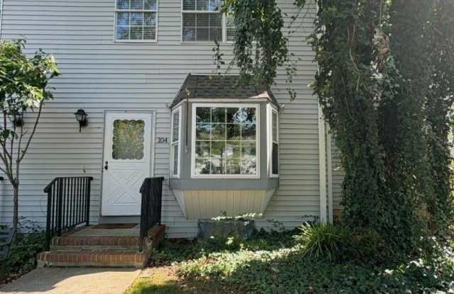 104 Franklin Ct photos photos