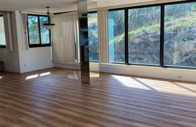 Mount Terrace- Large 1,644 sqft 2 bed, 2bath ground fl unit in Hawaii Kai photos photos