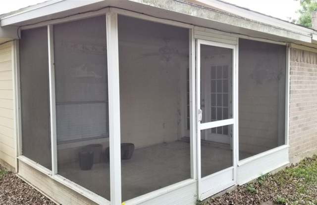 12911 Skymeadow Drive Gallery 2