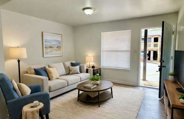 2021 19th Ct NApt A Gallery 2