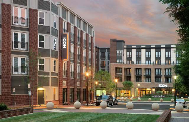 Icon at Dulles photos photos Icon at Dulles photos photos