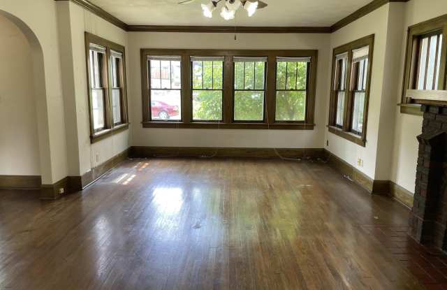225 Regan Street Gallery 3