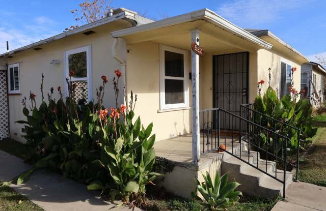 3 Bedroom 1 Bathroom House available in Oildale! Gallery 2