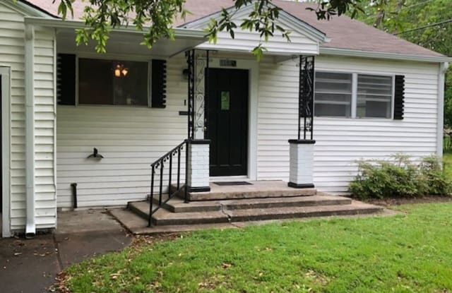 1100 Esma - 1100 Esma Street, Greenville, TX 75401