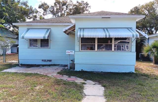 5244 6TH AVENUE N photos photos