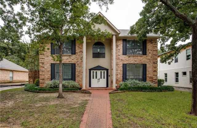 3044 Old Mill Run Gallery 2