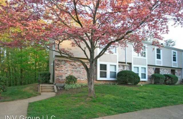2708 Gatewood Cir - 2708 Gatewood Circle, Hollymead, VA 22911