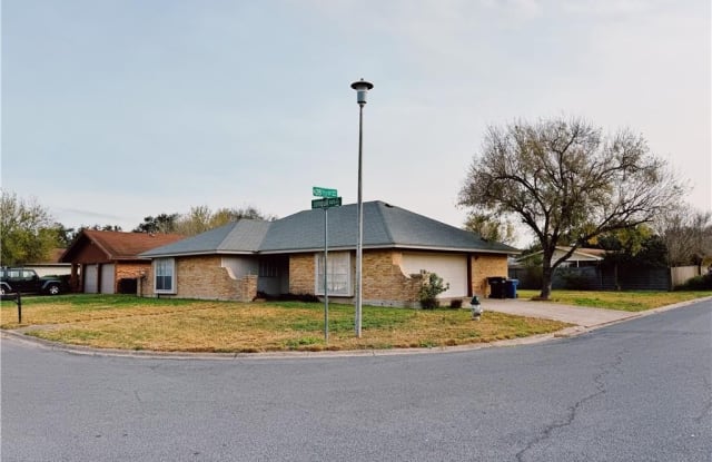 2821 W Jonquil Avenue - 2821 West Jonquil Avenue, McAllen, TX 78501