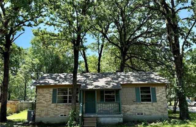 405 Forest Lane photos photos