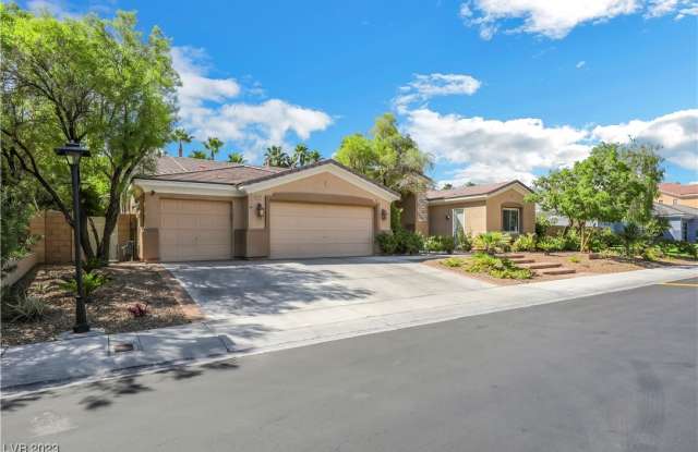 2721 Harbor Hills Lane Gallery 3