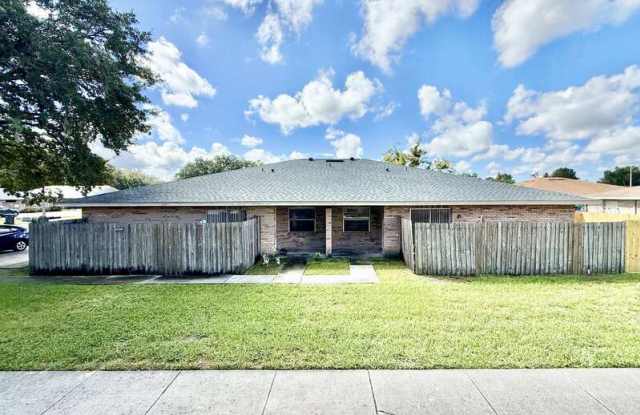 3202 Bloomingdale Villas Court -3202 Gallery 3