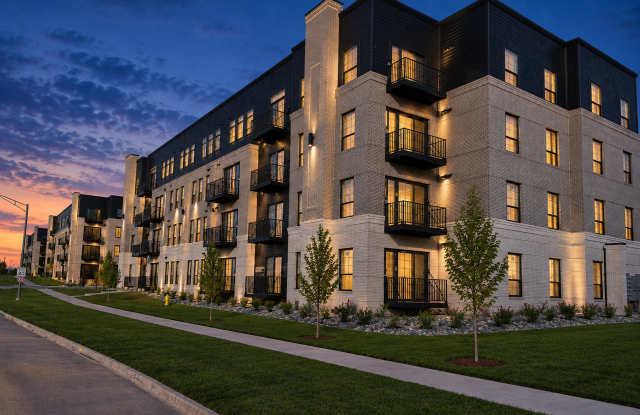 Modern Studio Loft in Waukee | Kettlestone Central photos photos