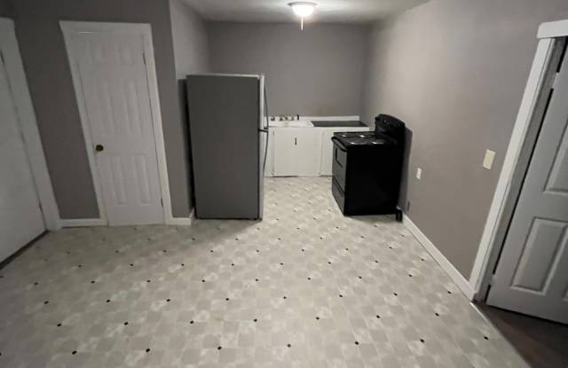 4902 Linden St - A Gallery 1
