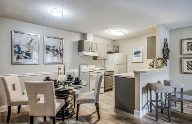 Sanford Landing Apartments Gallery 2