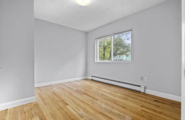 17 Tesla Ave. Gallery 4