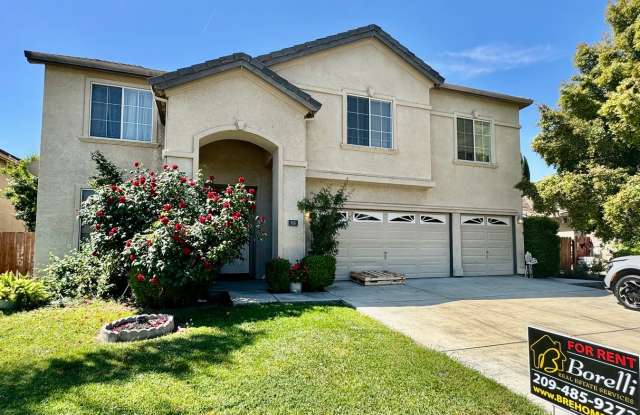 Huge 4 Bedroom + Den, 3 Bath Southside Home For Rent photos photos