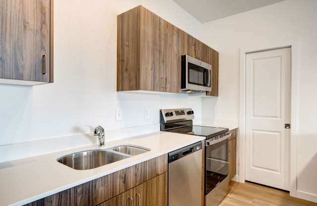 Avion Apartment Homes Gallery 3