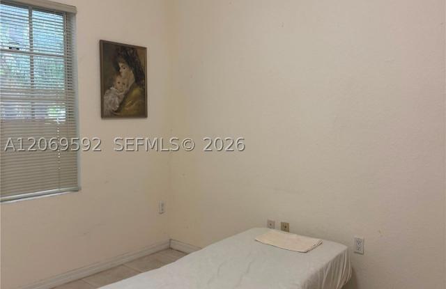 20808 SW 86th Ct Gallery 4
