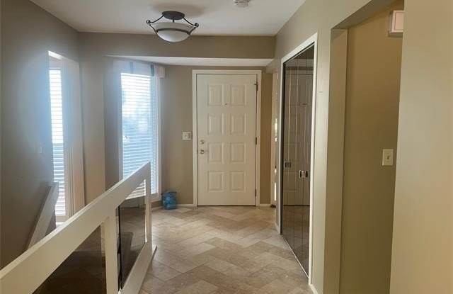5529 Walnut Circle W Gallery 3