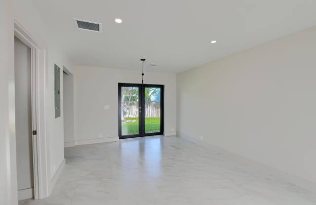2503 OCEANVIEW Avenue Gallery 3