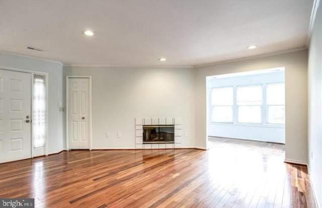 7942 MAYFAIR CIRCLE photos photos