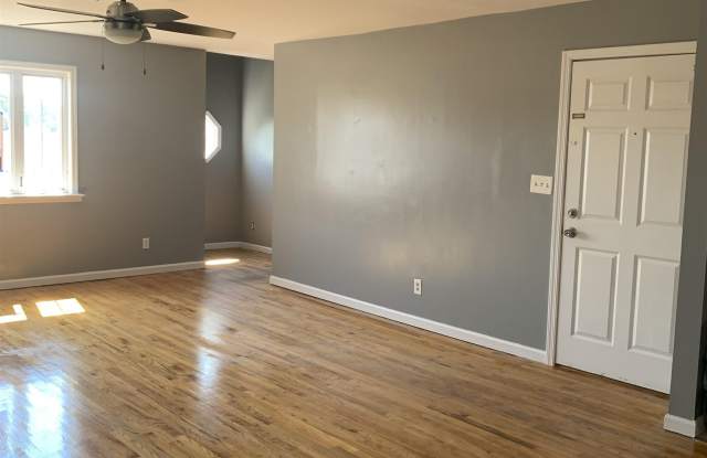 512 6TH ST photos photos