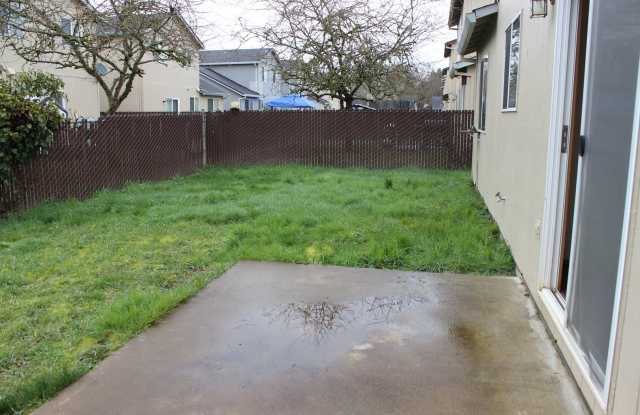 3 br, 2.5 ba home in quiet Scappoose neighborhood Gallery 4